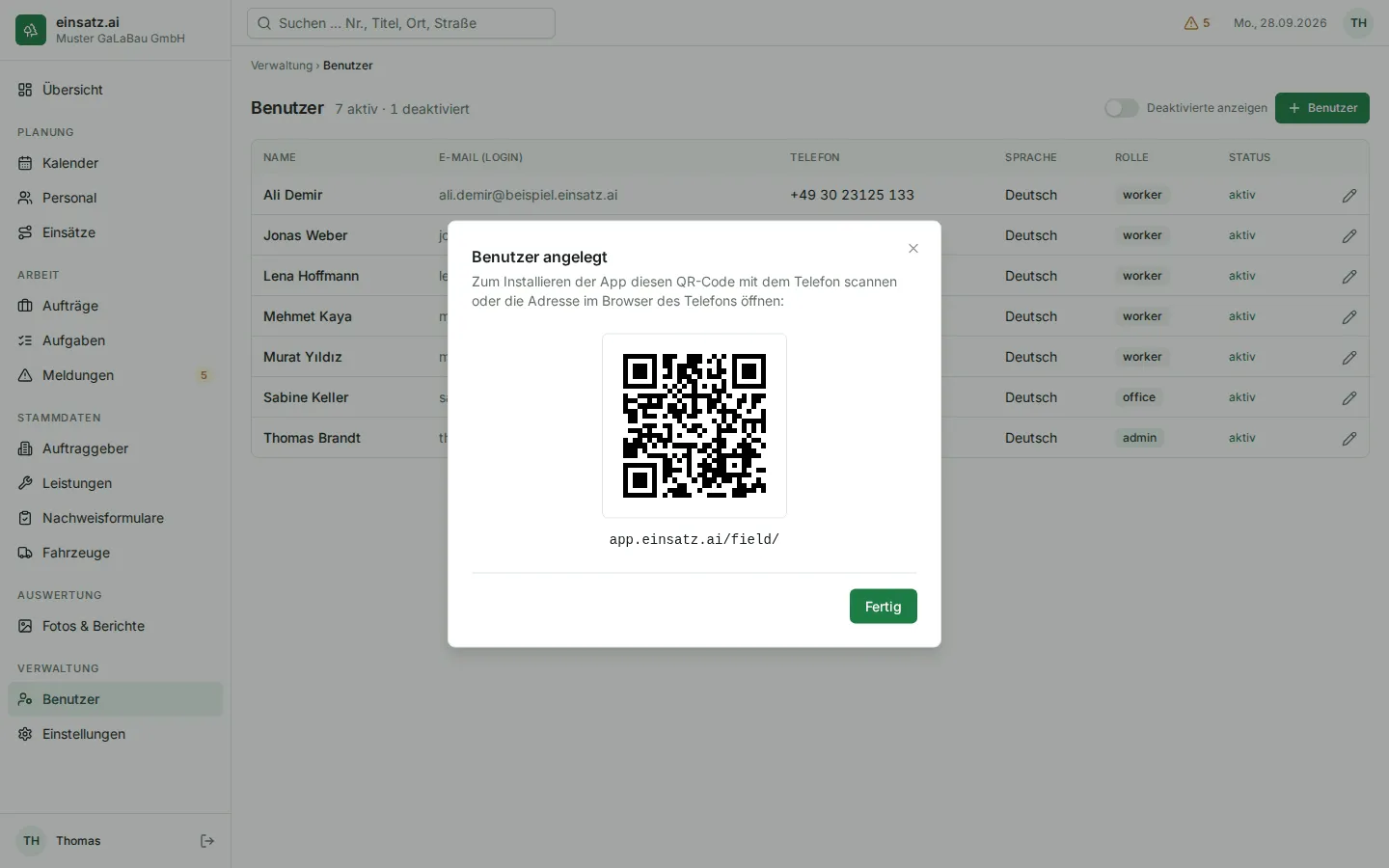 Das Fenster „Benutzer angelegt“ mit dem QR-Code und der Adresse der App